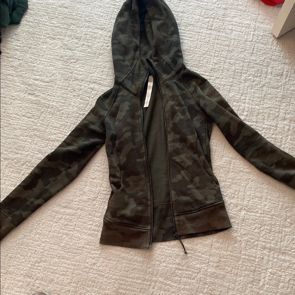Green Camo Lululemon Scuba